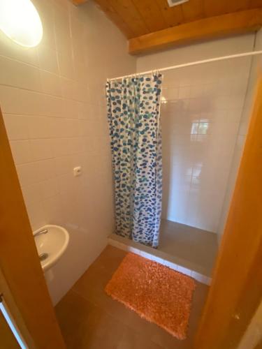 Un baño de Ubytování Samba