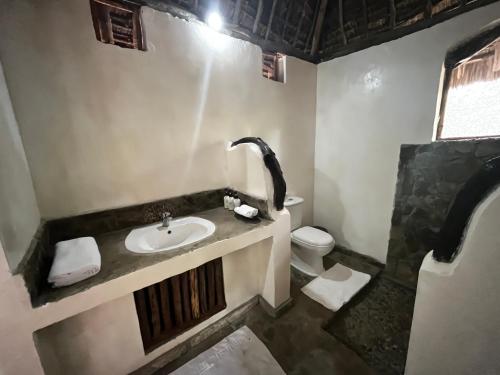 Ett badrum på Lemara Eco Camp