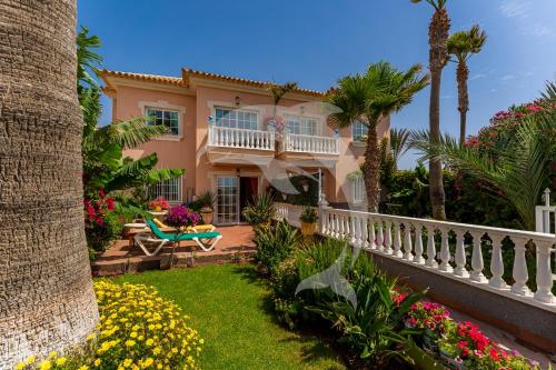 Apartamentos Los Delfines