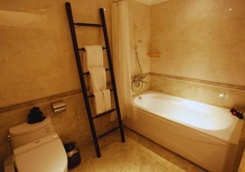Bagno di Hotel Emerald Waters Classy