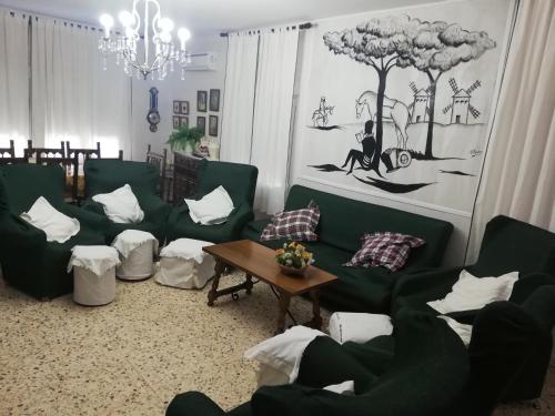 Posezení v ubytování Casa Rural Los Rosales en el Corazon de la Mancha