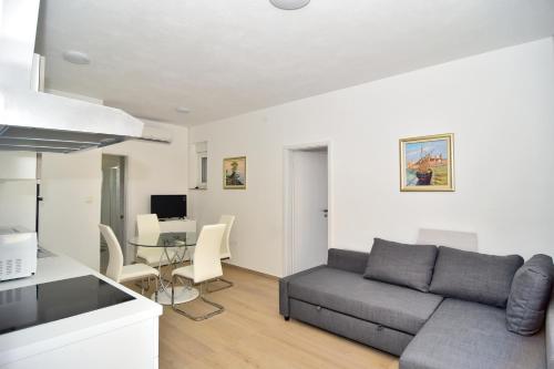Apartments Edita