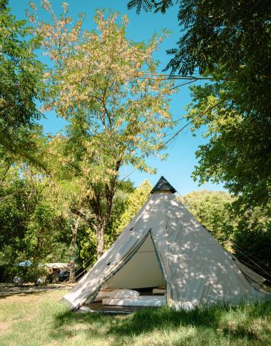 Φωτογραφία από το άλμπουμ του Aloha plage camping 4étoiles σε Sampzon