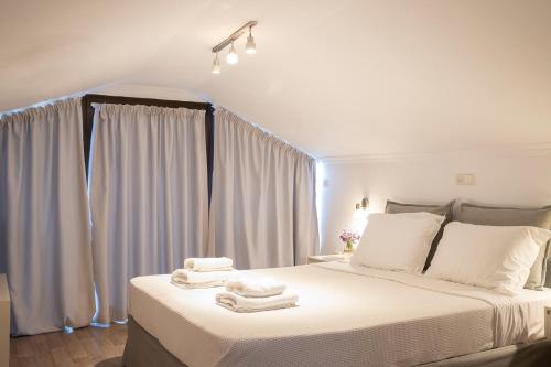 Gallery image of OCEANA Beach Hotel in Paralia Panteleimonos