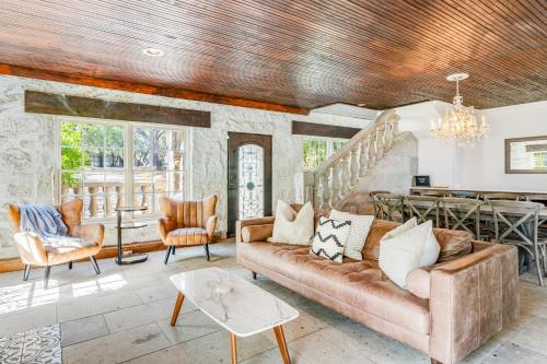 Lake Shore Manor – Photos 2