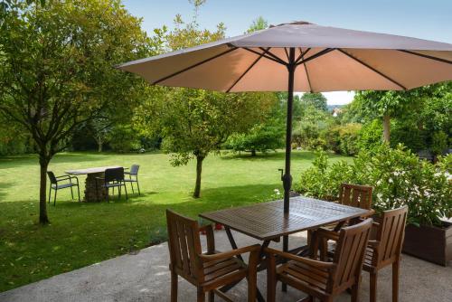 Сад в Hotel Rural Iribarnia