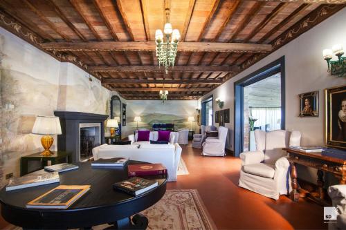 Posteľ alebo postele v izbe v ubytovaní Relais Todini - Residenza d'epoca - Luxury Historic house