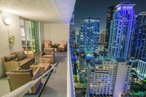 4 bed full condo in Miami with skyline & sea view photo 68