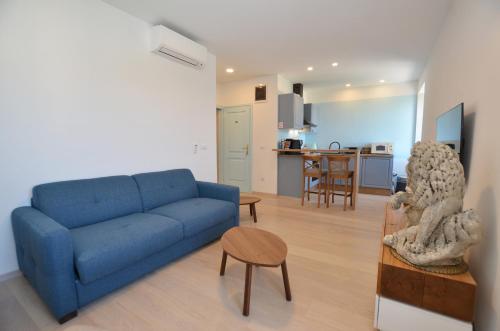 Leone Sea view Apartment