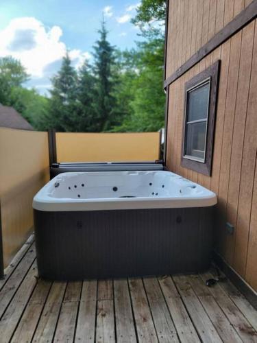 The Camping Fun House 2 – Photos 2