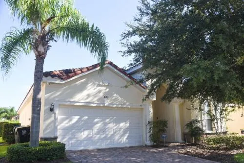 Tuscan Hills 4 Bedroom Pool Home w Game Room photo 1