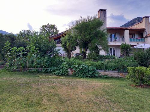 Gallery image of A la Maïoun in Annot
