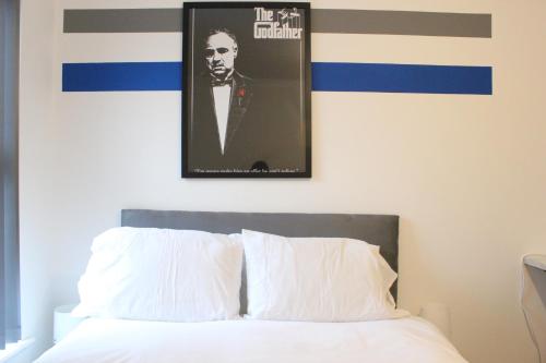 Katil atau katil-katil dalam bilik di St Peter's Shared House