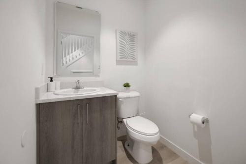 Amazing Townhouse 15 minutes from the Beach photo 19