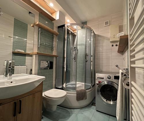 Ένα μπάνιο στο Astoria M&S