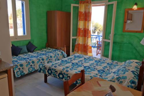 Gallery image of Katerina Babis Studios in Agios Prokopios