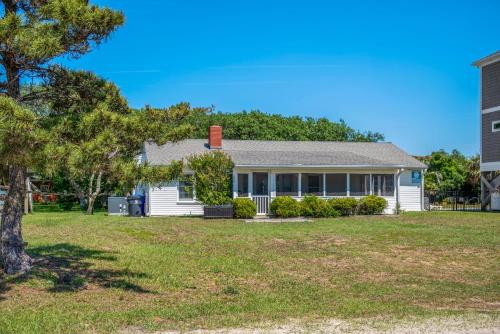 Papas Place by Oak Island Accommodations