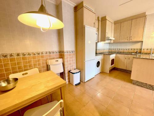 A kitchen or kitchenette at The Cliffs - Mansión del Indiano I
