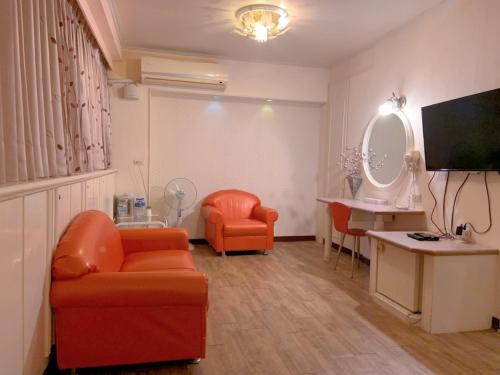 Μια τηλεόραση ή/και κέντρο ψυχαγωγίας στο Traveler Hotel Taitung