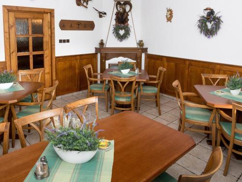 Penzión Gazdovský Hostinecにあるレストランまたは飲食店