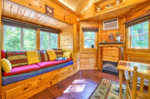 Smoky Mountain Tiny House – Photos 2