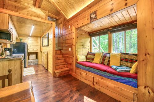 Smoky Mountain Tiny House – Photos 3
