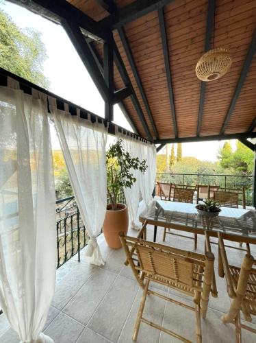 Μπαλκόνι ή βεράντα στο Eleni's Guesthouse