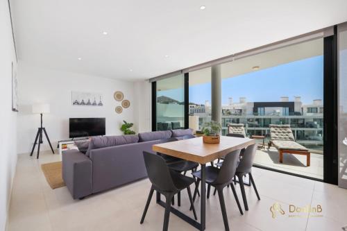 Beautiful apartment with views in Fuengirola Higueron West