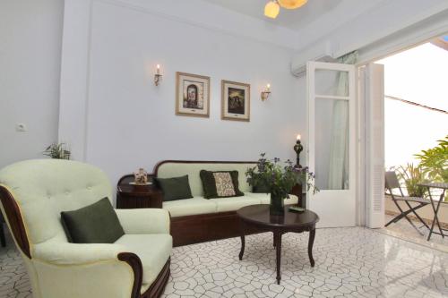 Nina Apartment