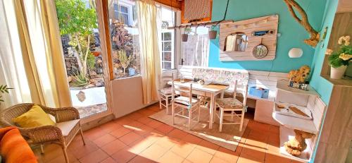 Posezení v ubytování CASA LA ISLA - Tarajalejo - GlasfaserInternet - Garten