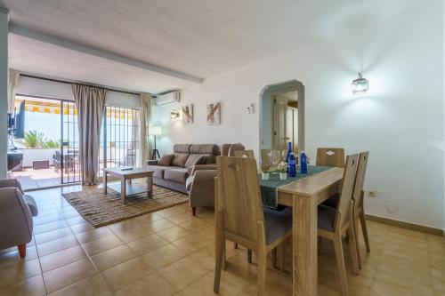 Living On The BEACH , First Line + Big Terrace Best Views