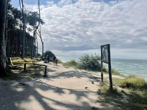 Een strand bij of vlak bij het appartement