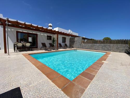 Villa Capri by Villalia