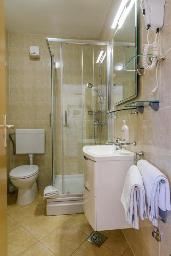 Family-friendly apartments with swimming pool Trogir - 16509