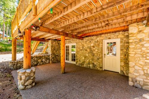 Gallery image of Pineloch Paradise in Ronald