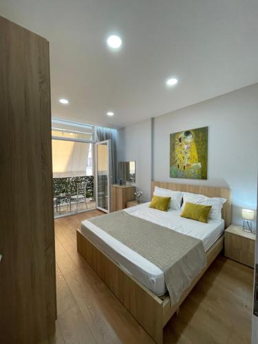 Franci's Apartment No2