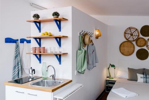 Kúpeľňa v ubytovaní 1840 Apartments Sitges by Suma Hotels