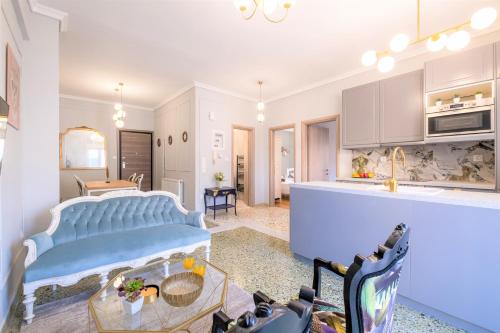Luxury Penthouse in prime central Athens Thissio by GHH