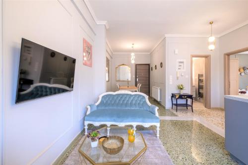 Luxury Penthouse in prime central Athens Thissio by GHH