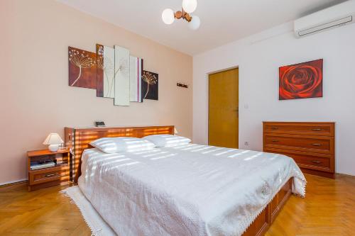 Holiday Home Villa Pula