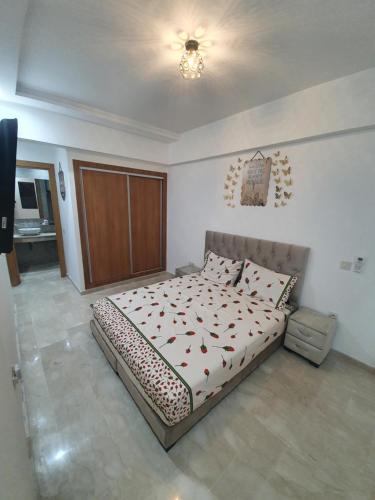 Llit o llits en una habitació de Deluxe Apartment in Marrakesh. hevernage flat