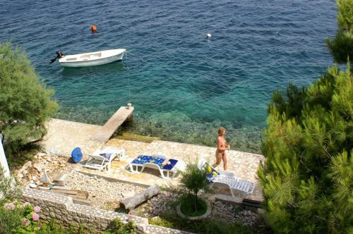 Fotografia z galérie ubytovania Apartments by the sea Rogoznica - 11425 v Rogoznici