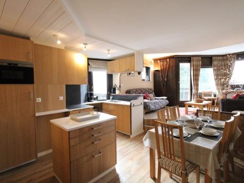 Avoriaz, 3 pièces, 6 pers, balcon, vue montagne - FR-1-633-55