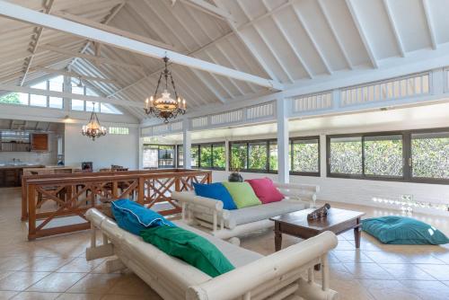 Χώρος καθιστικού στο Villa Dinding Batu
