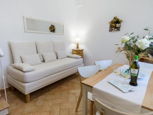 Snug apartment in Sassoferrato with shared pool – Photos 2