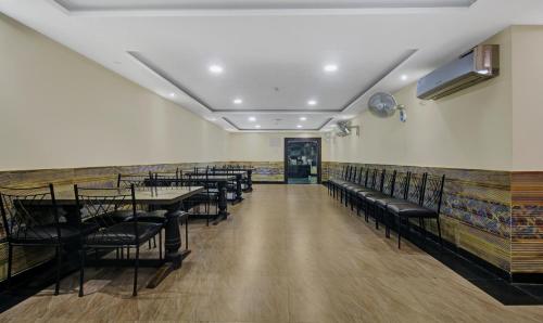 Restaurace v ubytování Treebo Naman'S Inn Near Kalighat Mandir