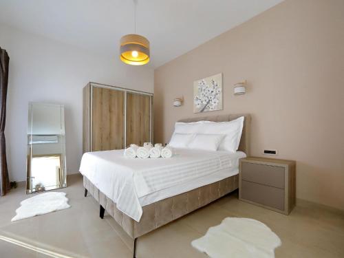 Posteľ alebo postele v izbe v ubytovaní Amazing villa with pool
