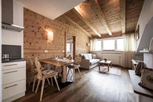 Kuchyň nebo kuchyňský kout v ubytování Residence Cesa Sassela
