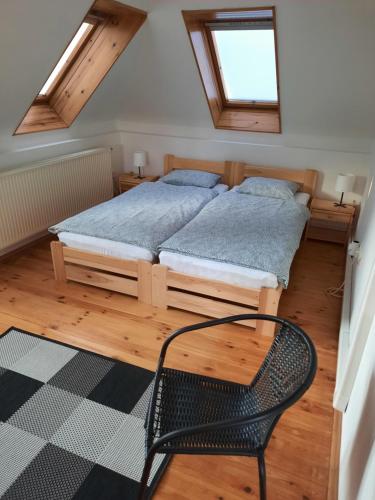Postel nebo postele na pokoji v ubytování Mon-Csa Studio Apartman