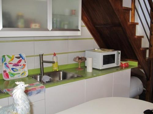 Dapur atau dapur kecil di Zen Guest House em Leiria